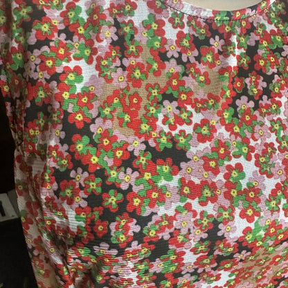 SIZE 8 Red and Green Sequin Embellished Sleeveless Sheath Midi Dress