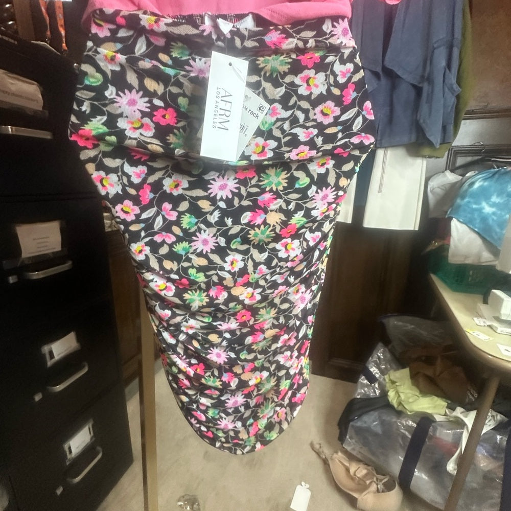NWT SIZE M AFRM Black and Pink Ruched Midi Pencil Skirt