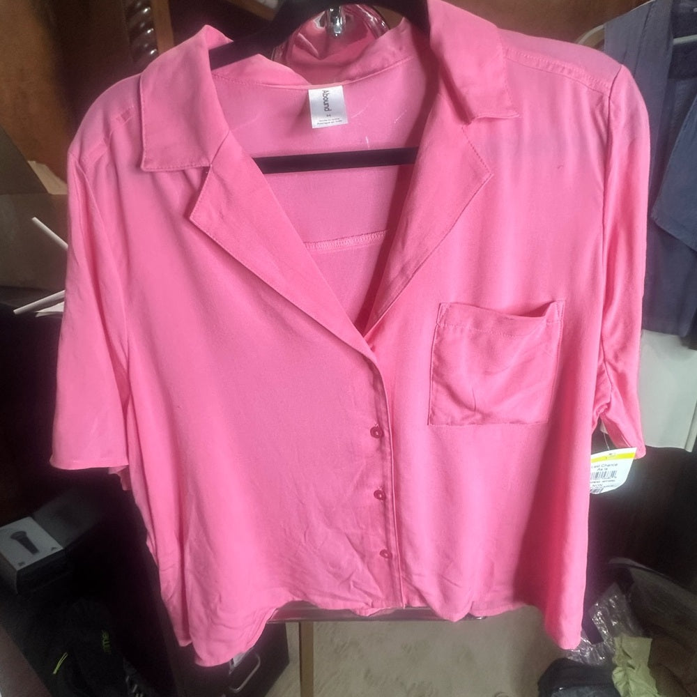 SIZE M Abound Pink Notched Collar Button Down Blouse