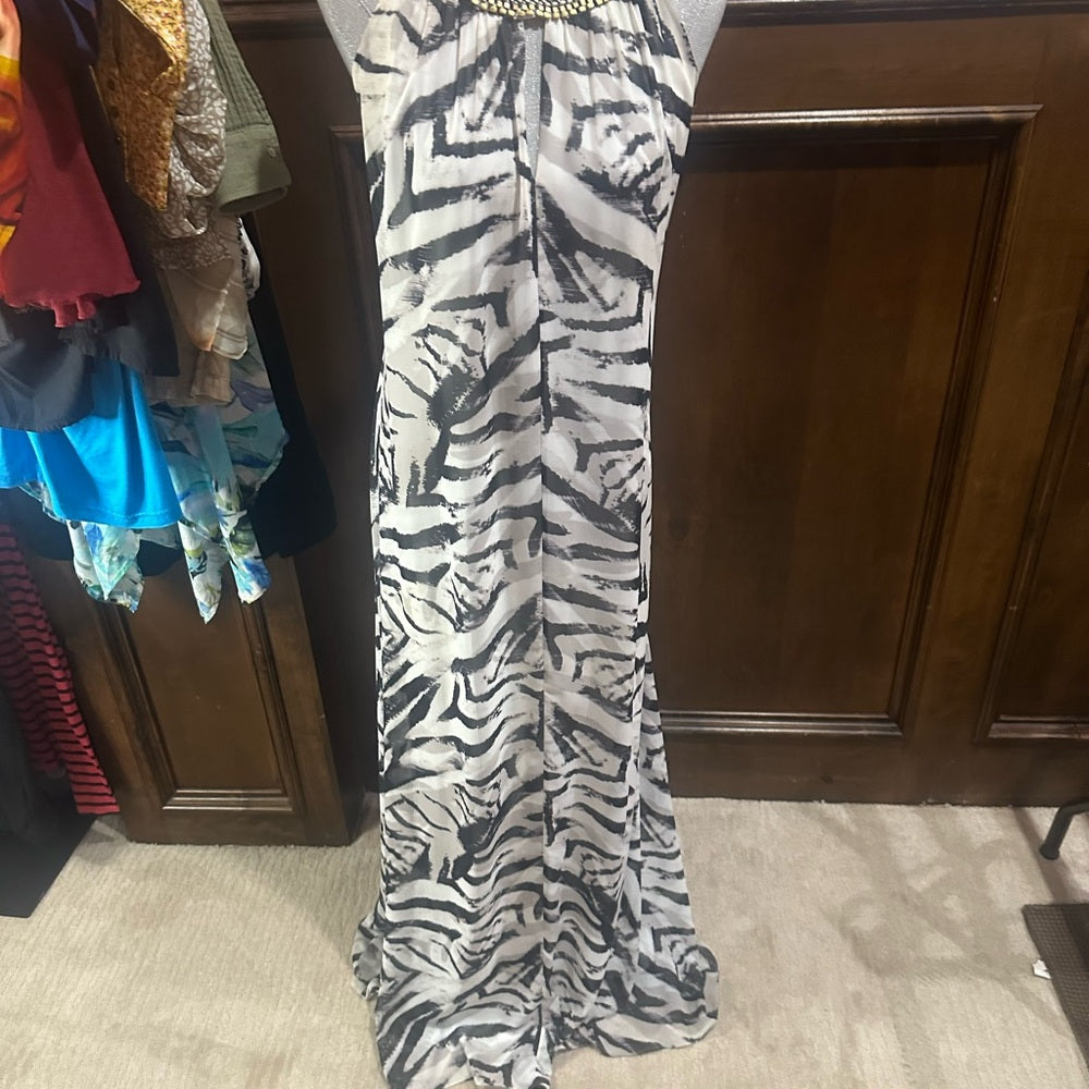 Vince Camuto Black and White Sleeveless Halter Maxi Dress