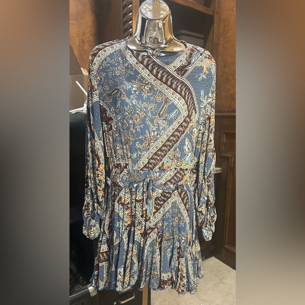 SIZE L Blue and Silver Resort Wear Jumpsuit with Bishop Sleeves