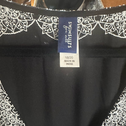 SIZE 18 Swimsuits For All Black and White Coverup with V-Neck