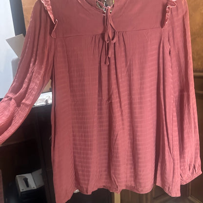 NWT SIZE S Love Pink Long Sleeve Smocked Blouse with Bib Collar