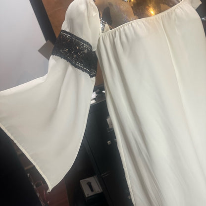 NWOT SIZE S Sage Off-Shoulder White Mini Dress with Black Lace