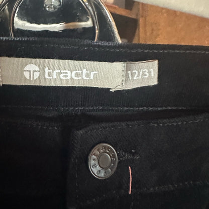 NWT SIZE 12/31 Tractr Skinny Black Jeans with Tapered Fit