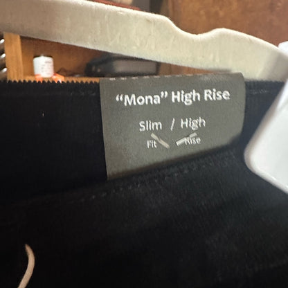 NWT SIZE 12/31 Tractr Skinny Black Jeans with Tapered Fit