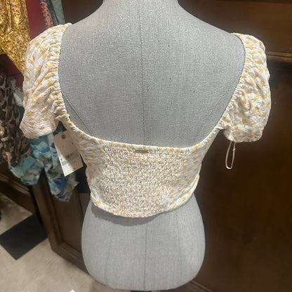 NWOT SIZE M Billabong Puff Sleeve Crop Blouse in White and Pink