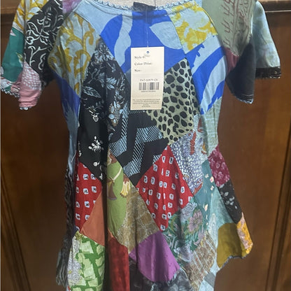 NWT SIZE S/M Advance Apparels Asymmetrical Flutter Sleeve Tunic Blue and Red