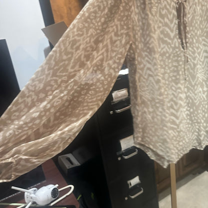 NWT SIZE M Together Gray and White Relaxed Tie Front Blouse