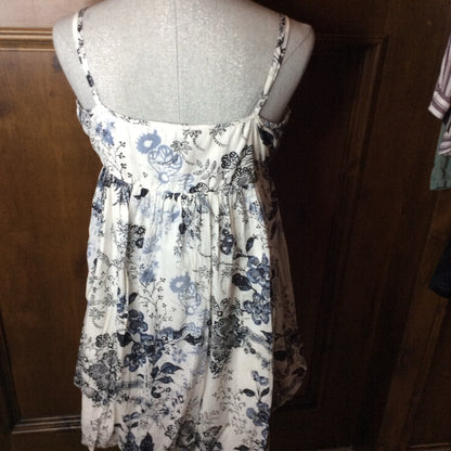 NWT SIZE L White Pleated Mini Sundress with Spaghetti Straps