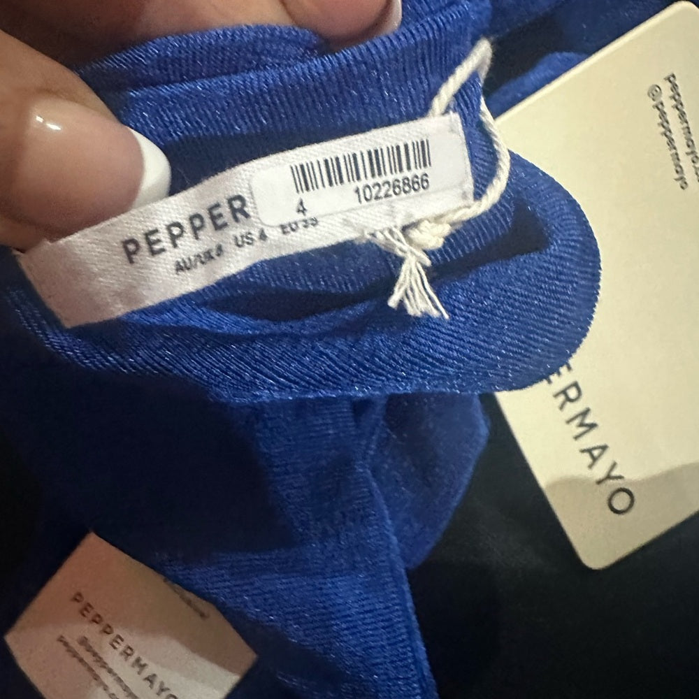 NWT SIZE 2/4/6/8 Peppermayo Blue Crop Top with Tie Front and Cut Out