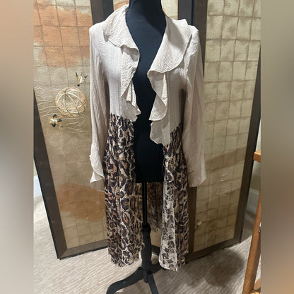 NWOT SIZE OS Origami Owl White and Brown Cozy Knit Sweater