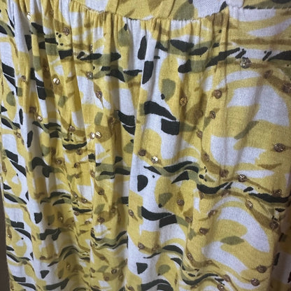 NWT SIZE M Yellow and White Casual Mini Sundress with Flutter Sleeves