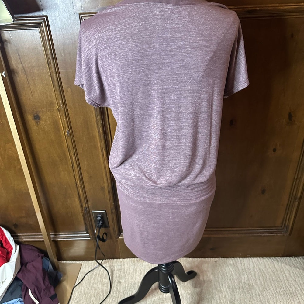 NWOT SIZE M Athleta Purple Sheath Mini Dress with Dolman Sleeves