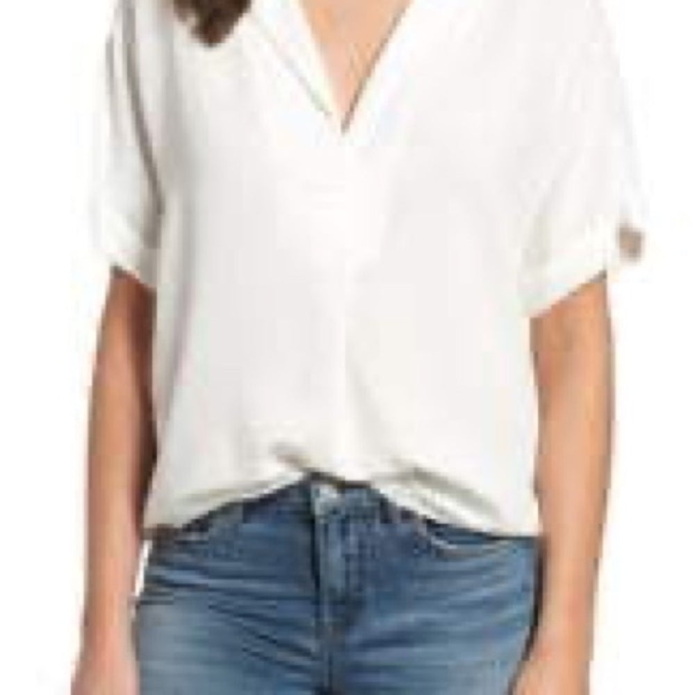 NWOT SIZE M All in Favor White and Orange Cuffed Sleeve Blouse