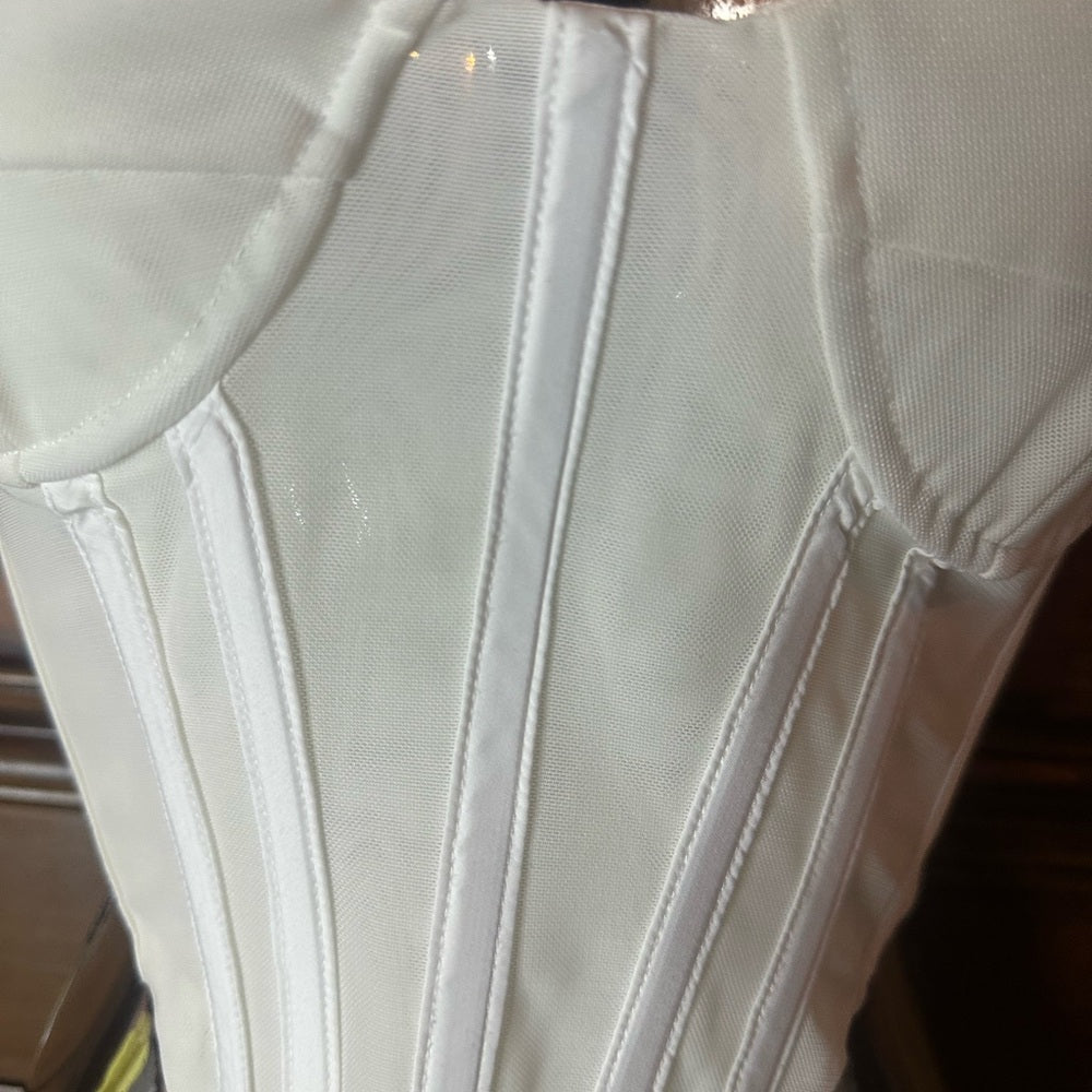 NWOT SUZE XS Bardot White Strapless Crop Top