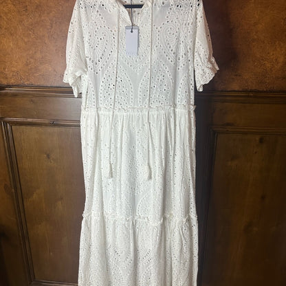 NWT SIZE L CZ collection White Maxi A-Line Skirt with Tiered Design