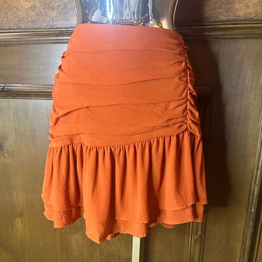 NWT SIZE L She + Sky Orange Ruched Ruffled Mini Skirt