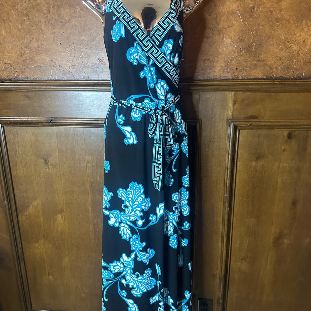 SIZE S Black and Blue Square Neck Sleeveless Maxi Dress