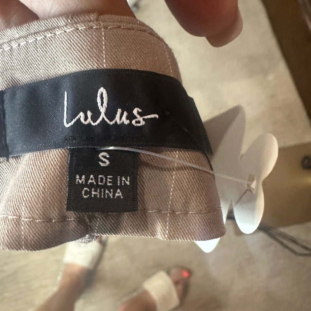 NWT SIZE S Lulus  Tan Wrap Mini Skorts Casual