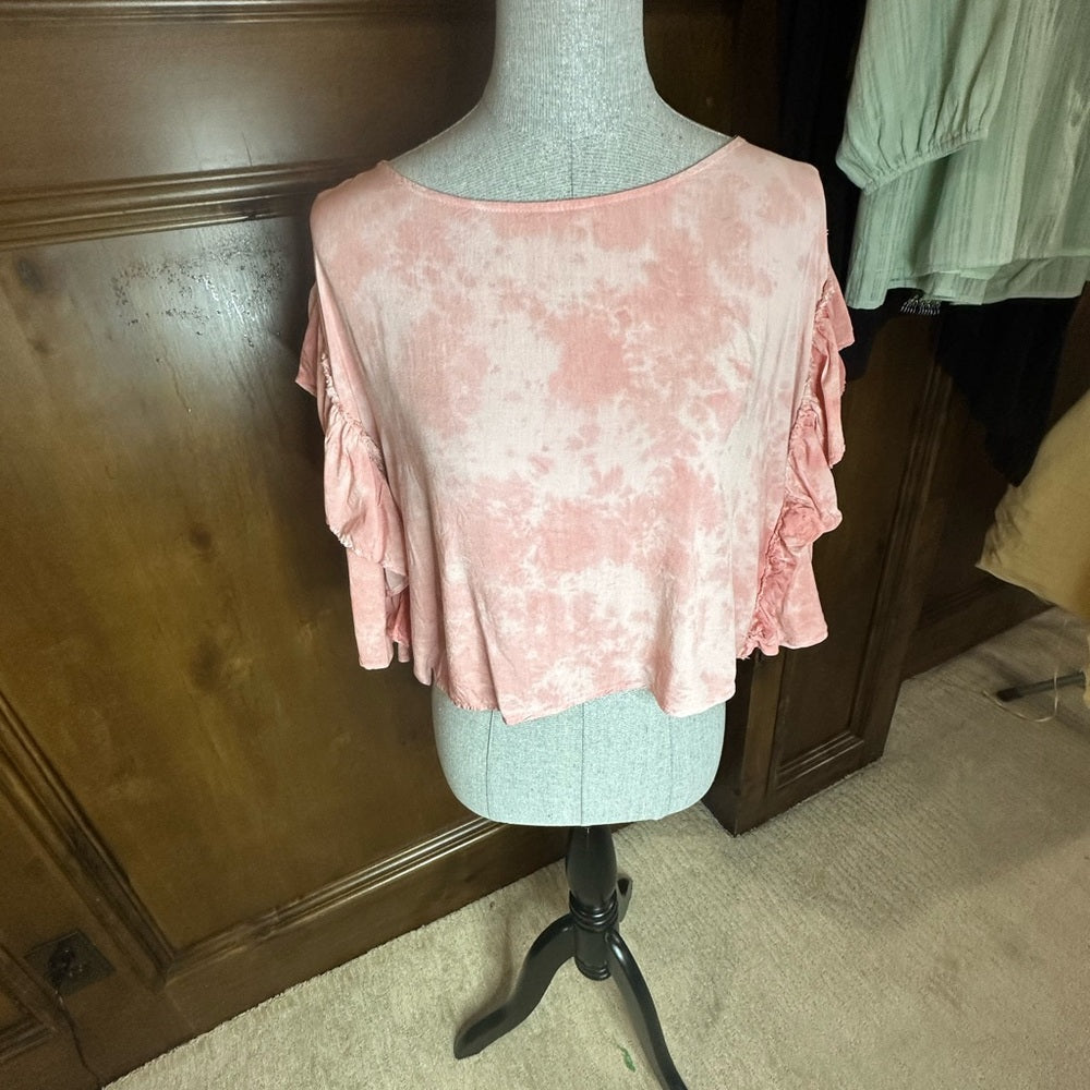 NWT SIZE M Mustard Seed Pink Ruffled Flutter Sleeve Crop Top