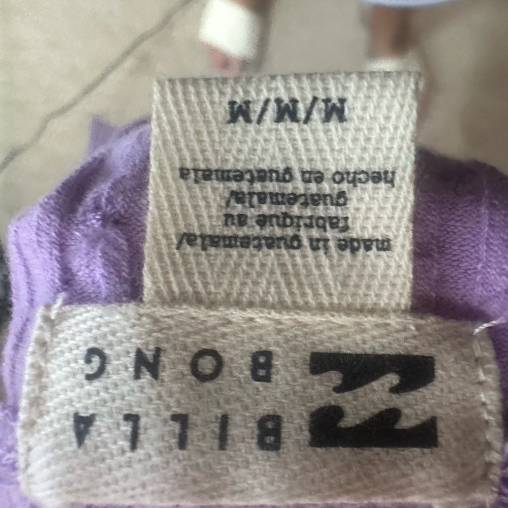NWOT SIZE M Billabong Lavender Crop Top