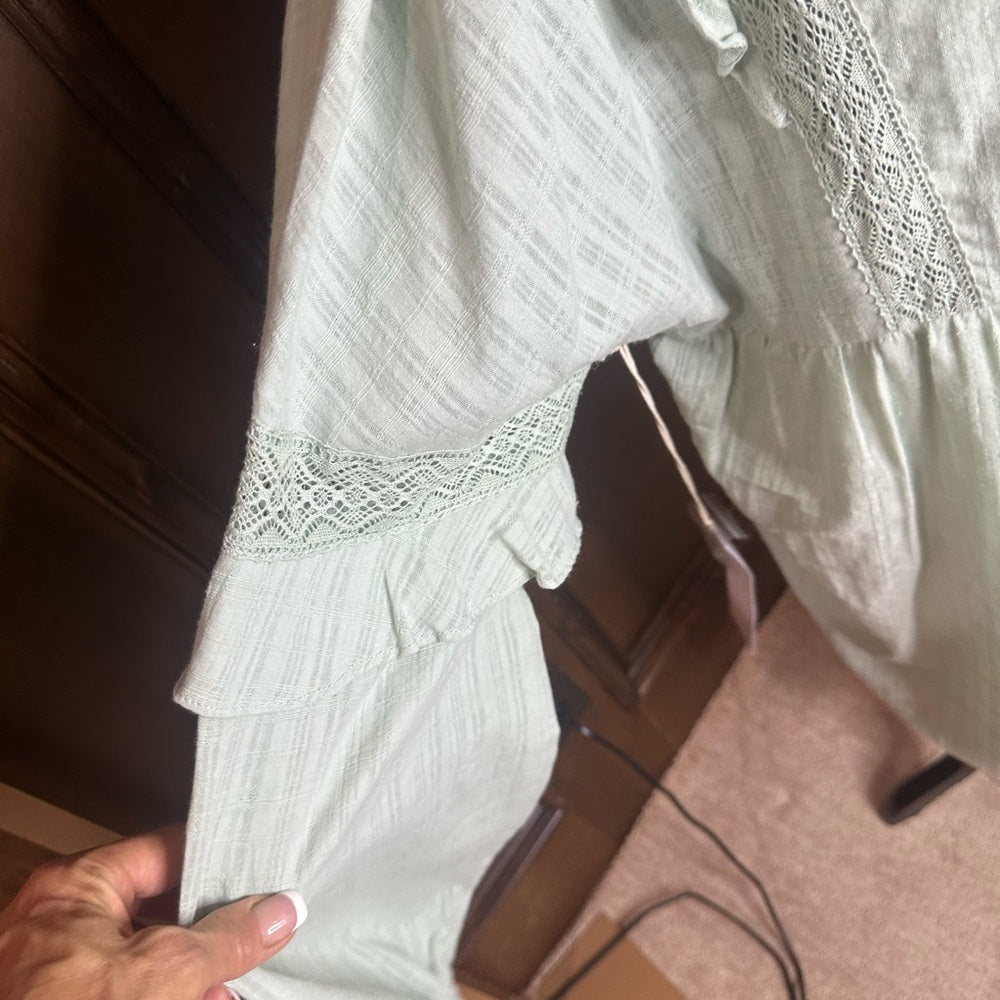 NWT SIZE L Lumiere Green Skorts High-Waisted Flowy Design