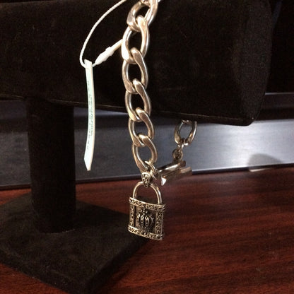 Stigma Beauty Silver Curb Chain Bracelet