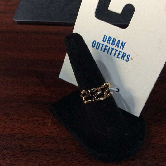 Urban Outfitters Gold Link Ring