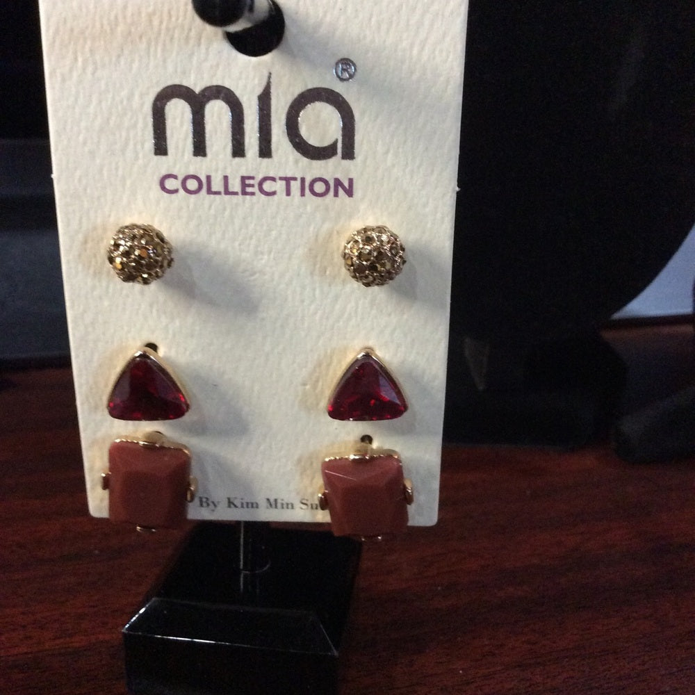 MIA Gold and Red Elegant Earrings Set