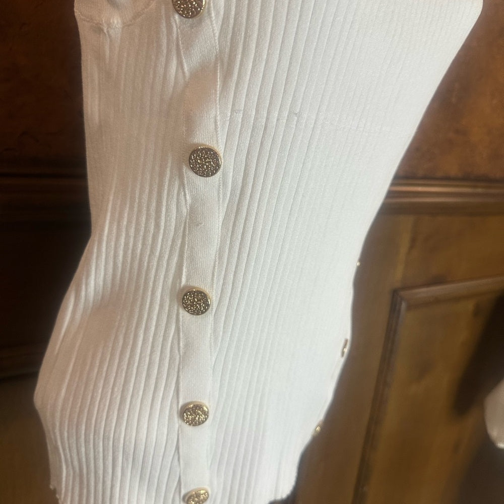 NWT SIZE M INC International Concepts Cream Ribbed Tank Top