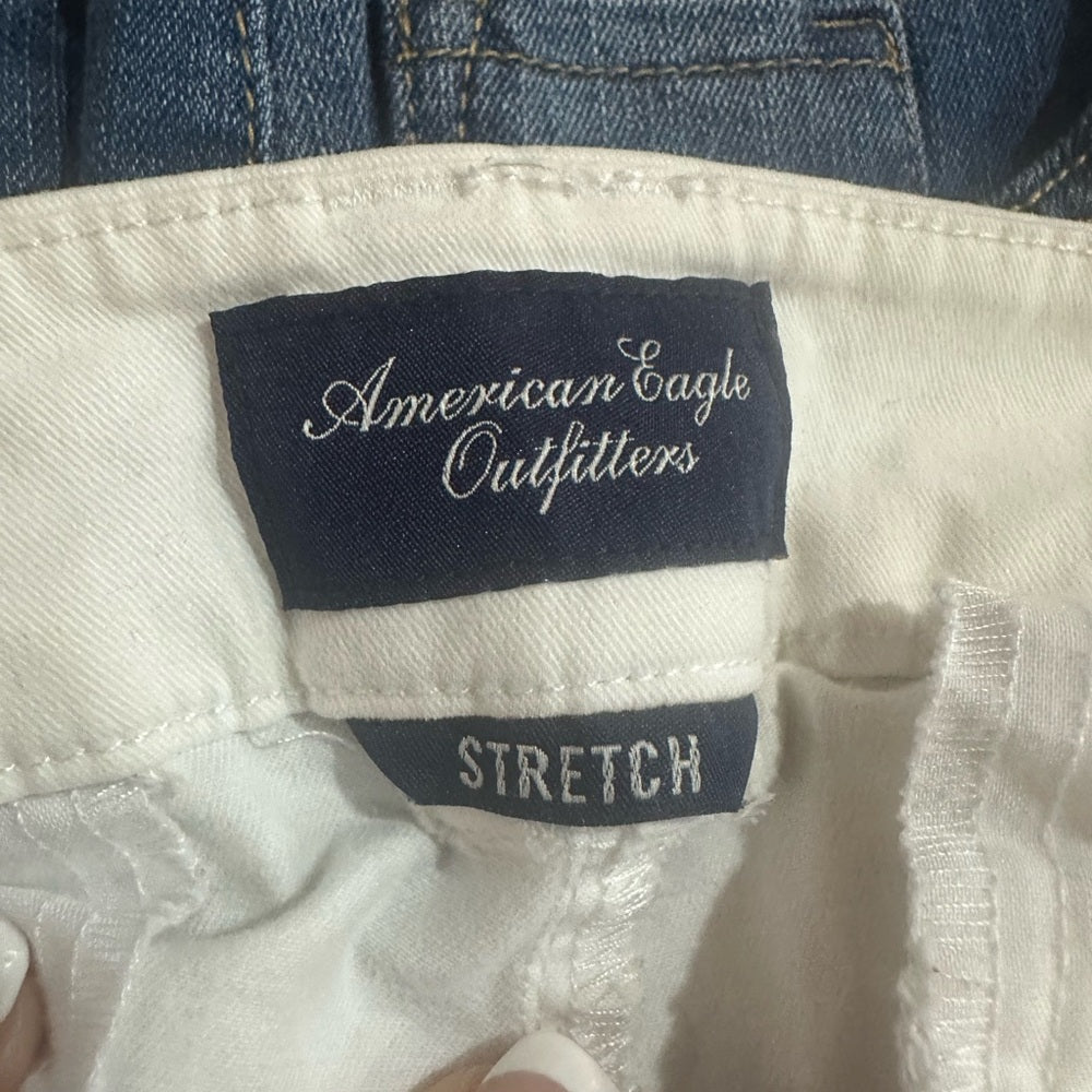 SIZE 12 American Eagle Outfitters White High Waist Shorts