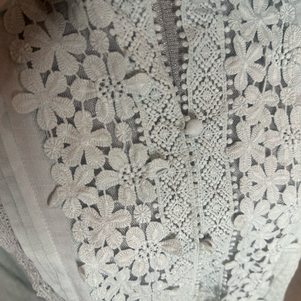 NWT SIZE L The Clothing Company White Boxy Embellished Button Down