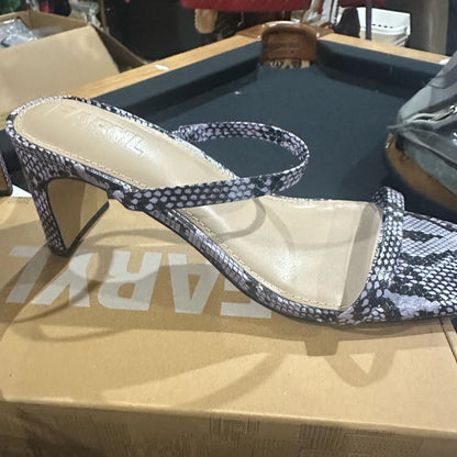19. NEW SIZE 8 Black and White Strappy Heels with Snakeskin Texture