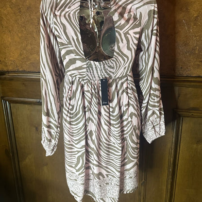 NWOT SIZE S Brown Pleated Ruffled Mini Dress with Plunge Neckline