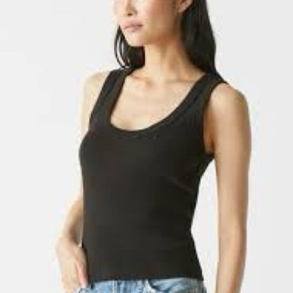 NWT SIZE L/XL Elodie Black Ribbed Fitted Tank Top