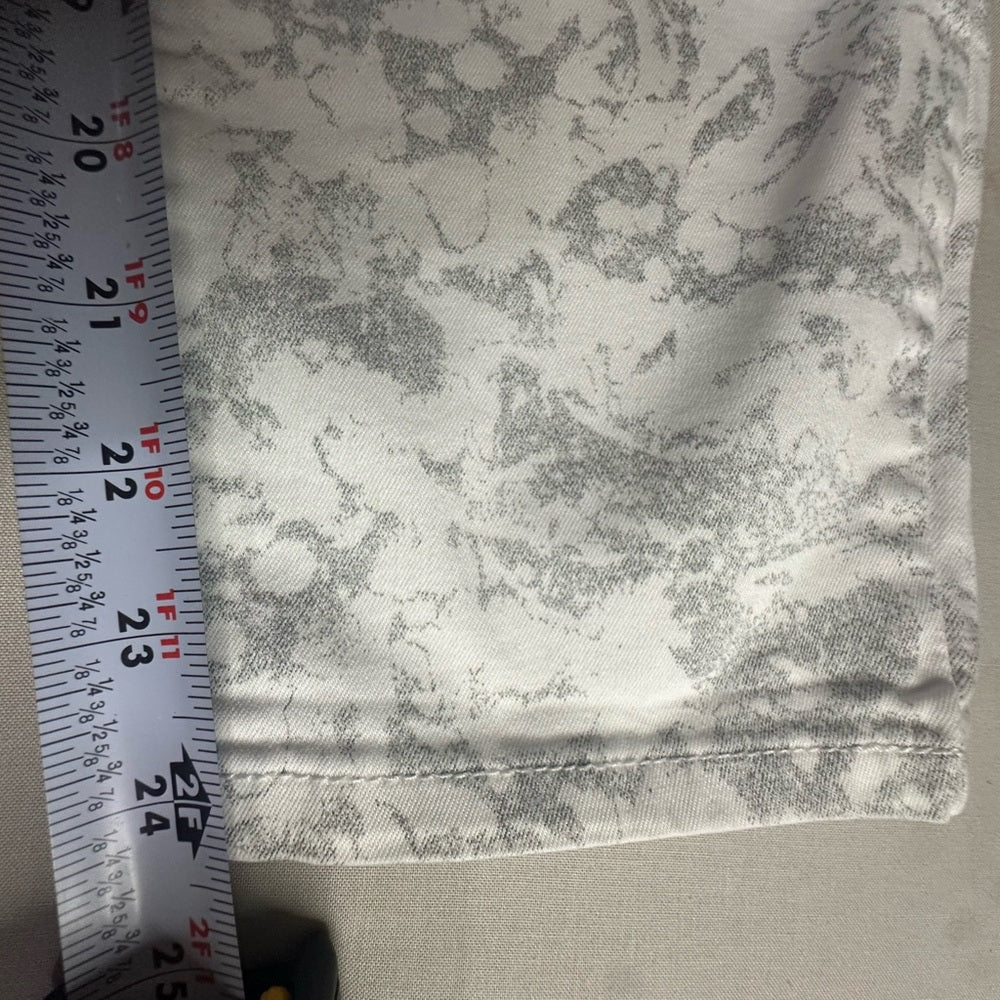 Modern Gray and White Camouflage Capris