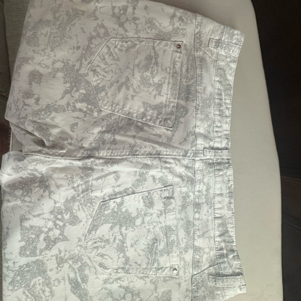 Modern Gray and White Camouflage Capris