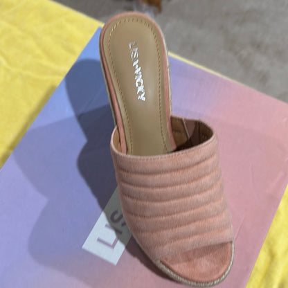 47. NEW SIZE 7.5 GOGO Pink Wedges for Effortless Elegance
