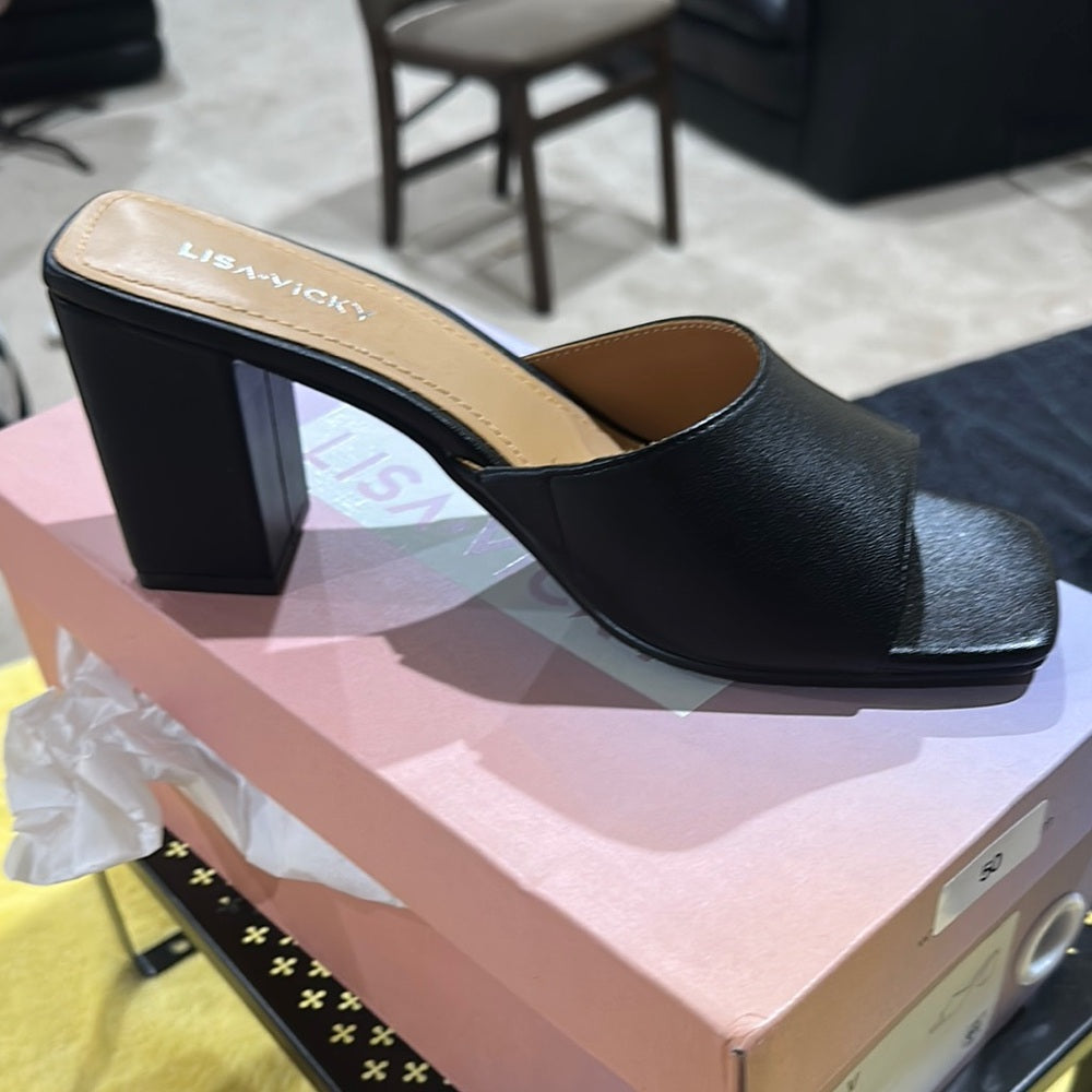 50. NEW SIZE 7 1/2 M Black Block Heel Mules with Square Toe