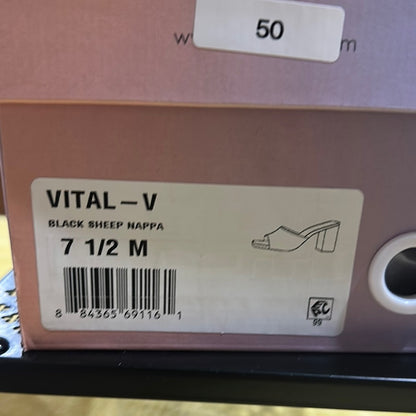 50. NEW SIZE 7 1/2 M Black Block Heel Mules with Square Toe