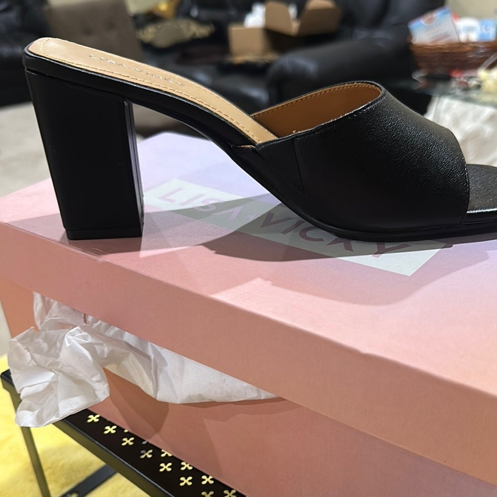 50. NEW SIZE 7 1/2 M Black Block Heel Mules with Square Toe