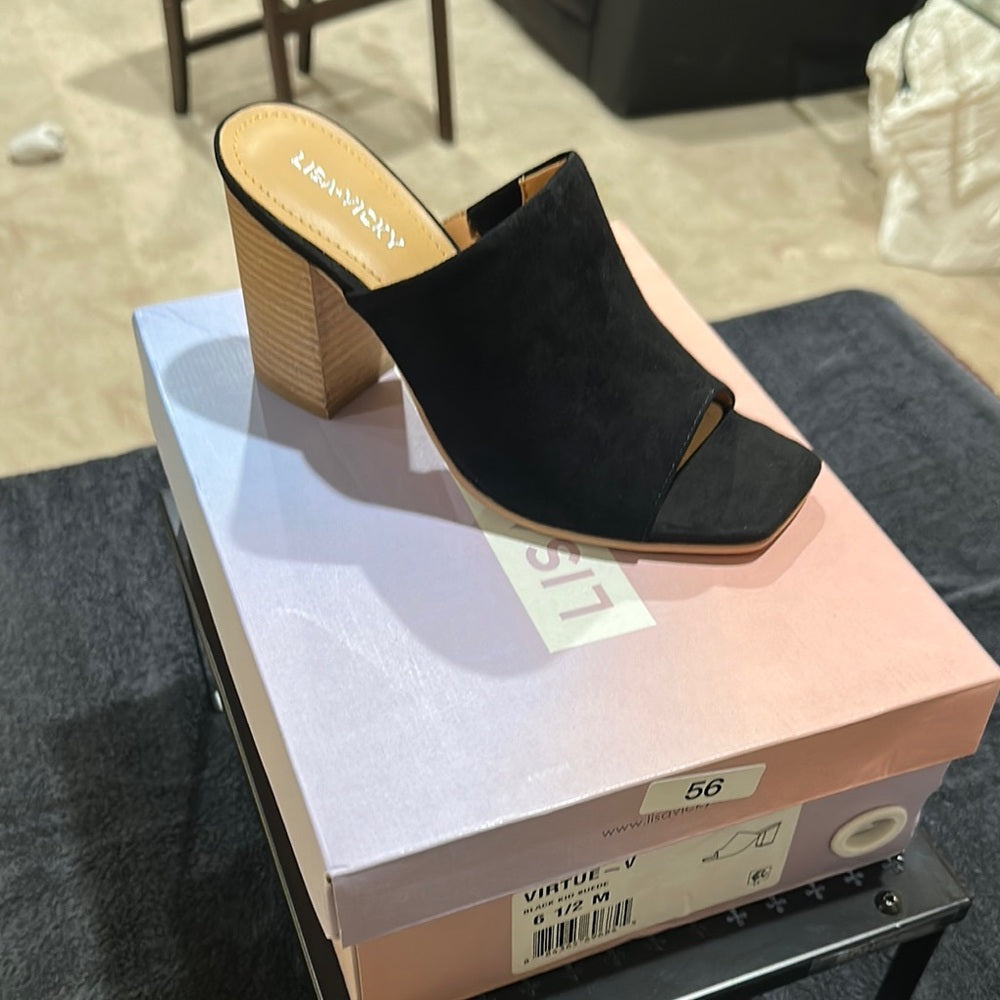 56. NEW SIZE 6.5 Alex Marie Black Mules with Sleek Block Heel