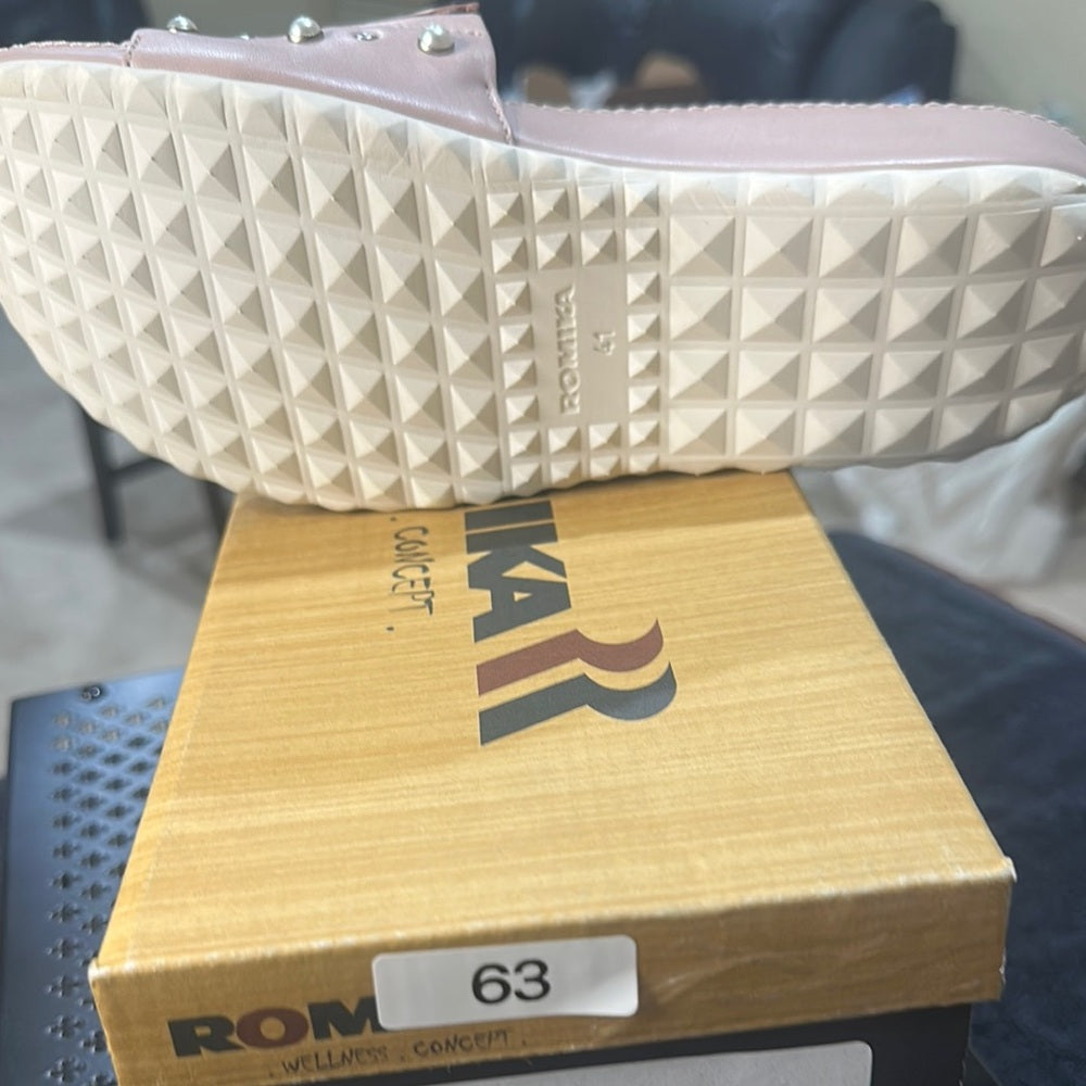 63.195.196. NEW SIZE 10-11/40/41 Romika Pink Slide Sandals & Rhinestone Accents