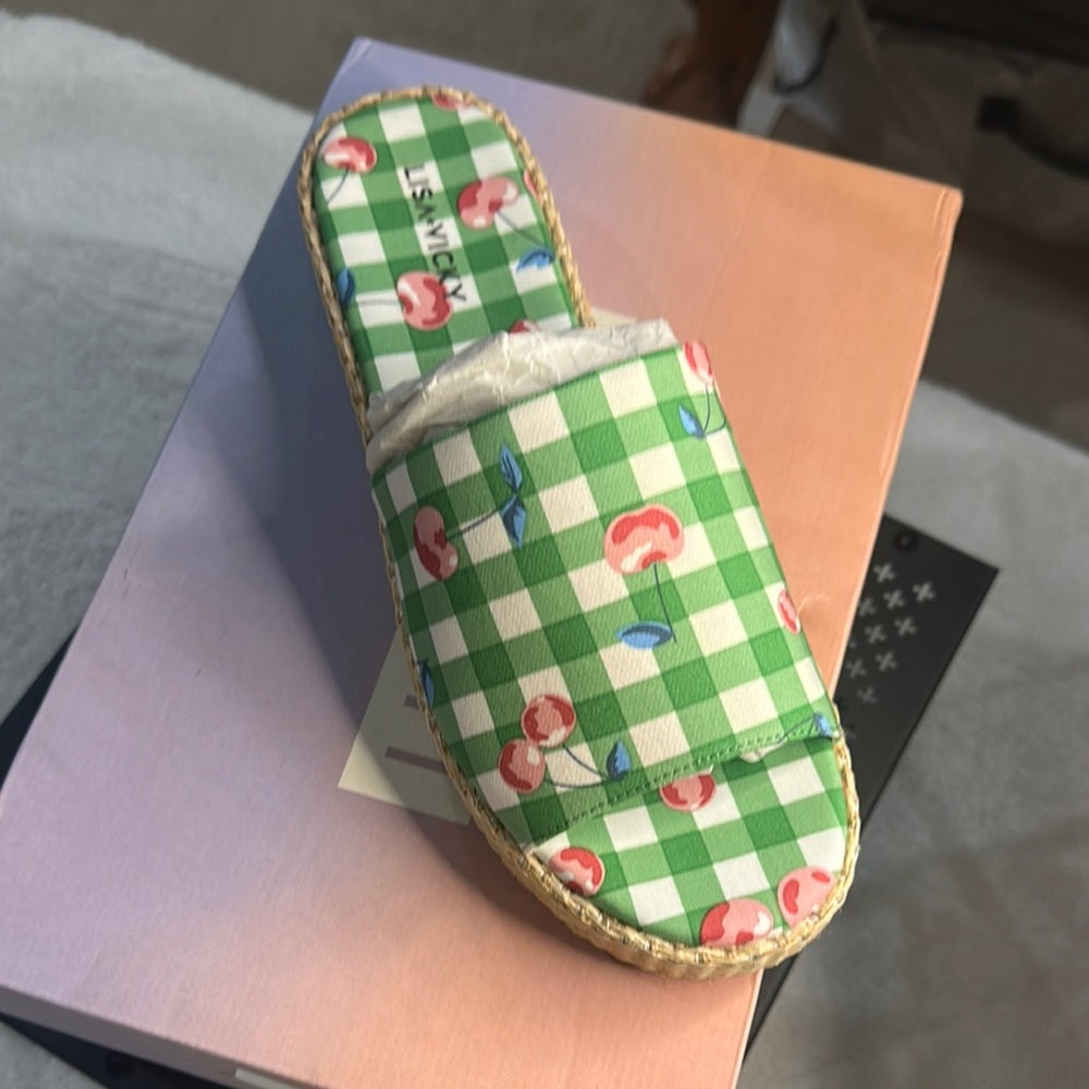 67. NEW SIZE 8 M Green and White Checkered Loafers with Vintage Flair