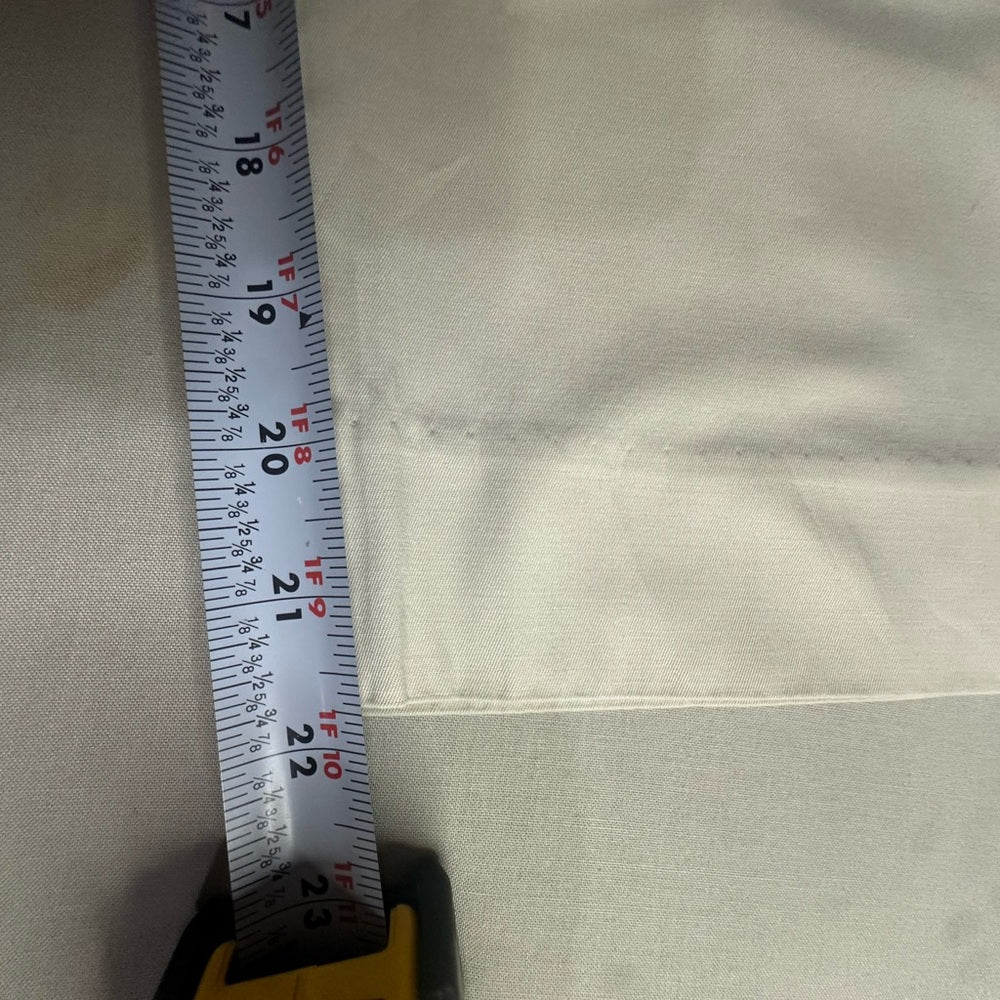 SIZE 12 Talbots Cream Capris