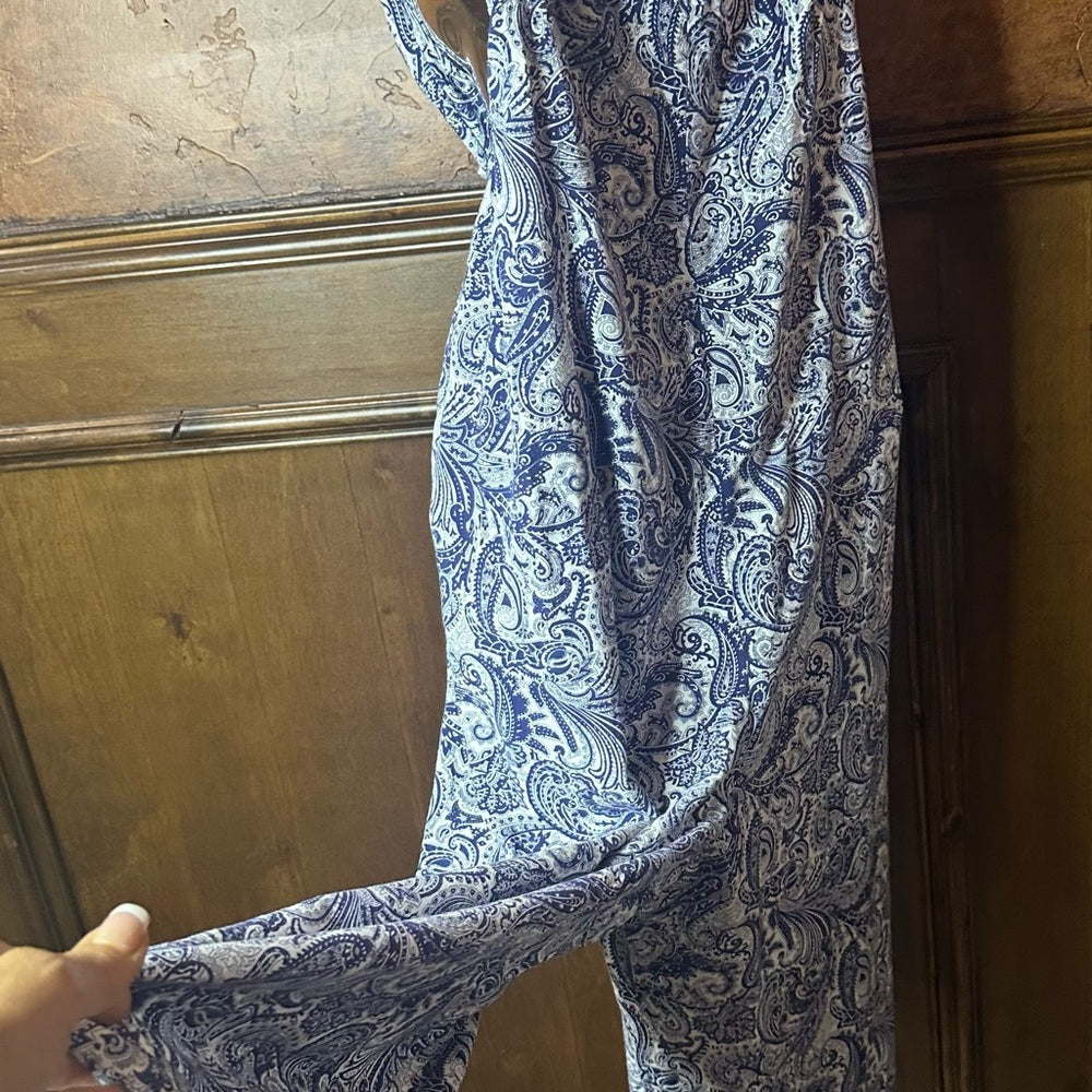 SIZE L Blue and White Floral Jumpsuit with Flowing Silhouette