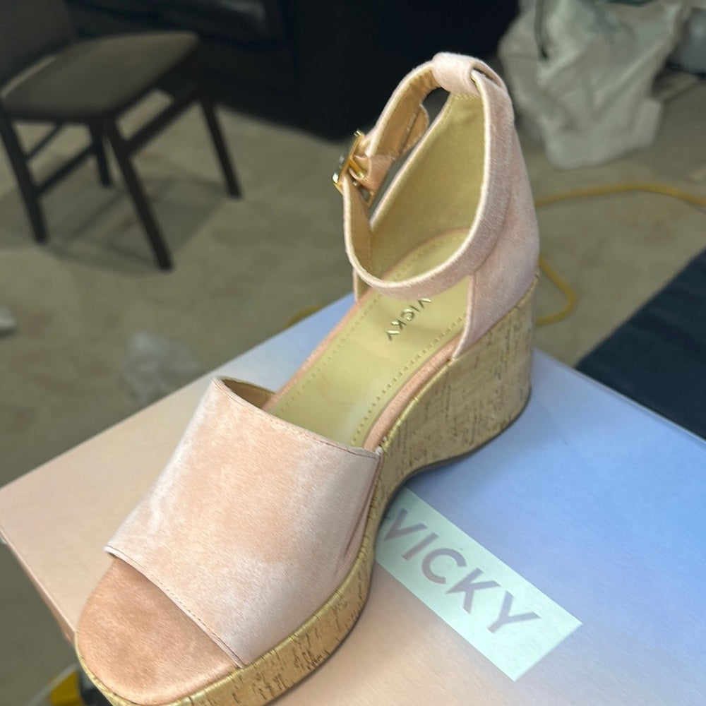 92. NEW SIZE 8.5 Pink Espadrille Wedges with Ankle Strap