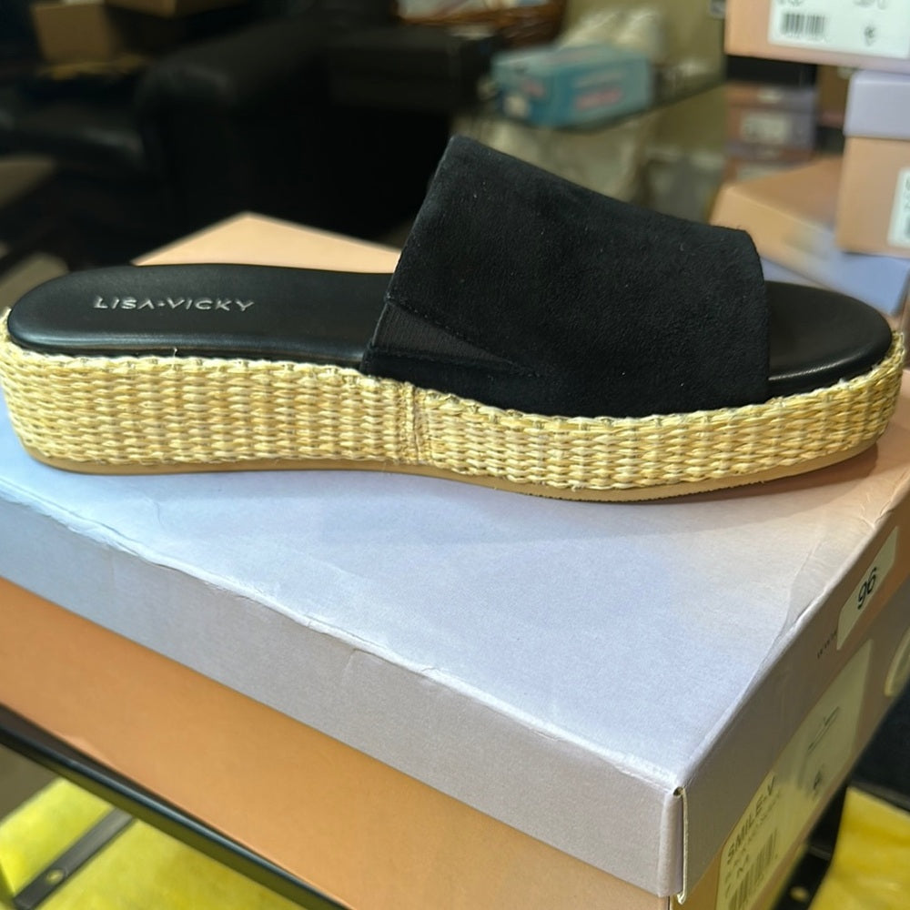 96. 109. NEW SIZE 7M Black and Tan Espadrilles with Textured Sole