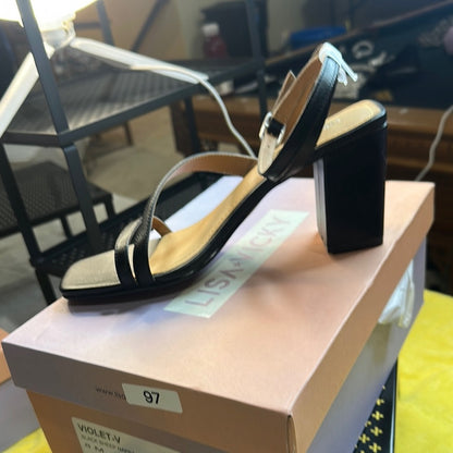 97.153.154.155.NEW SIZE 8M Black Minimalist Sandals, Crisscross Straps, Low Heel